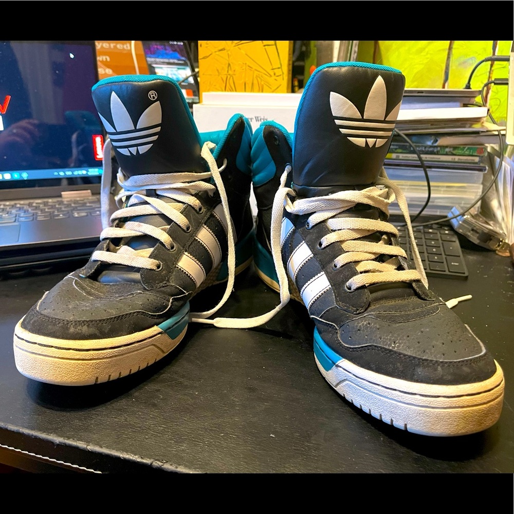 Adidas Mens size 12 retro vintage classic leather fashion Hightop sneakers - Picture 1 of 7